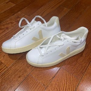 Veja sneakers